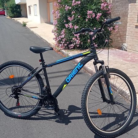 Perigiali Beach Apartment - 2 Free Bikes Perigialion エクステリア 写真